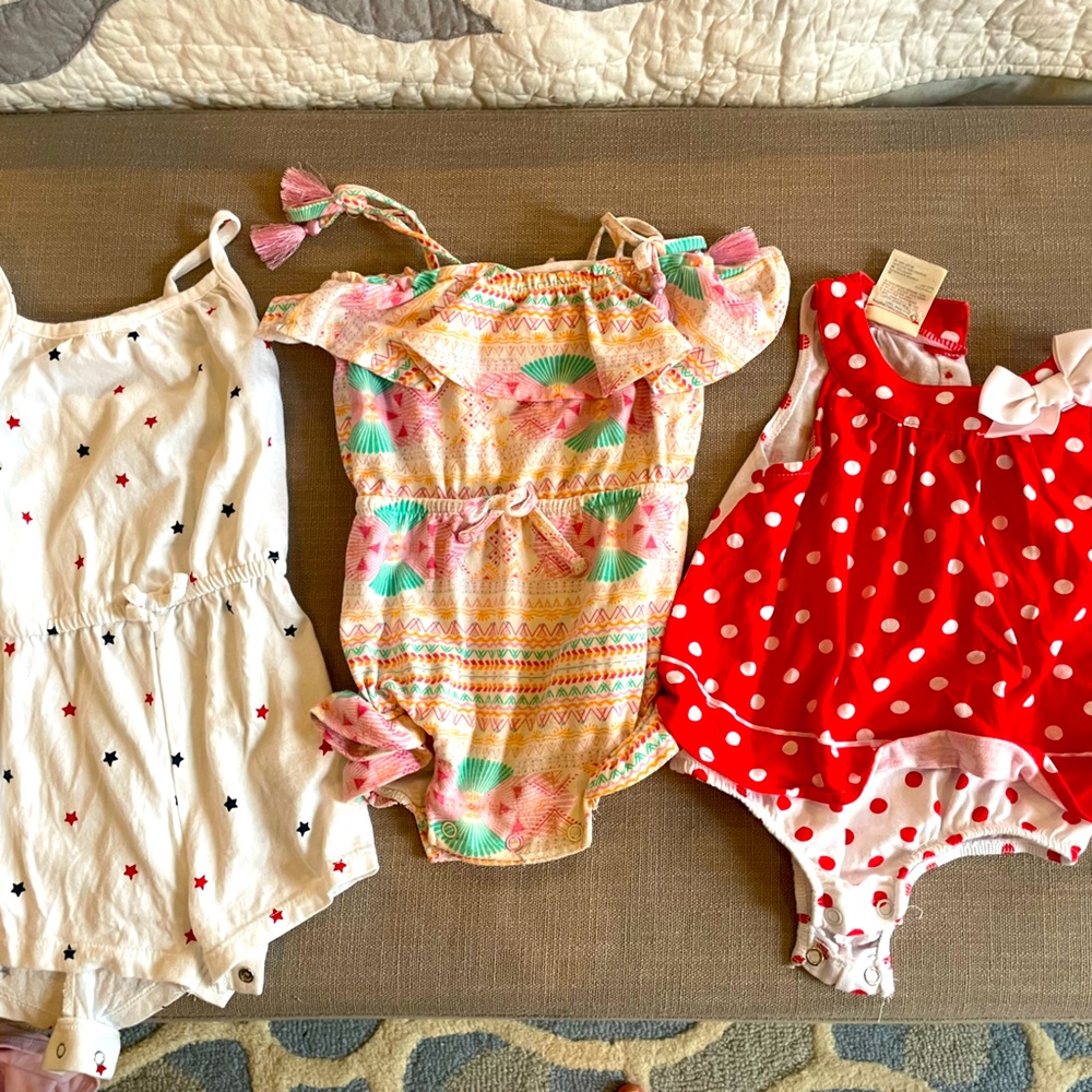 Baby girl 12-18 months patriotic first impressions/Jessica Simpson/old navy